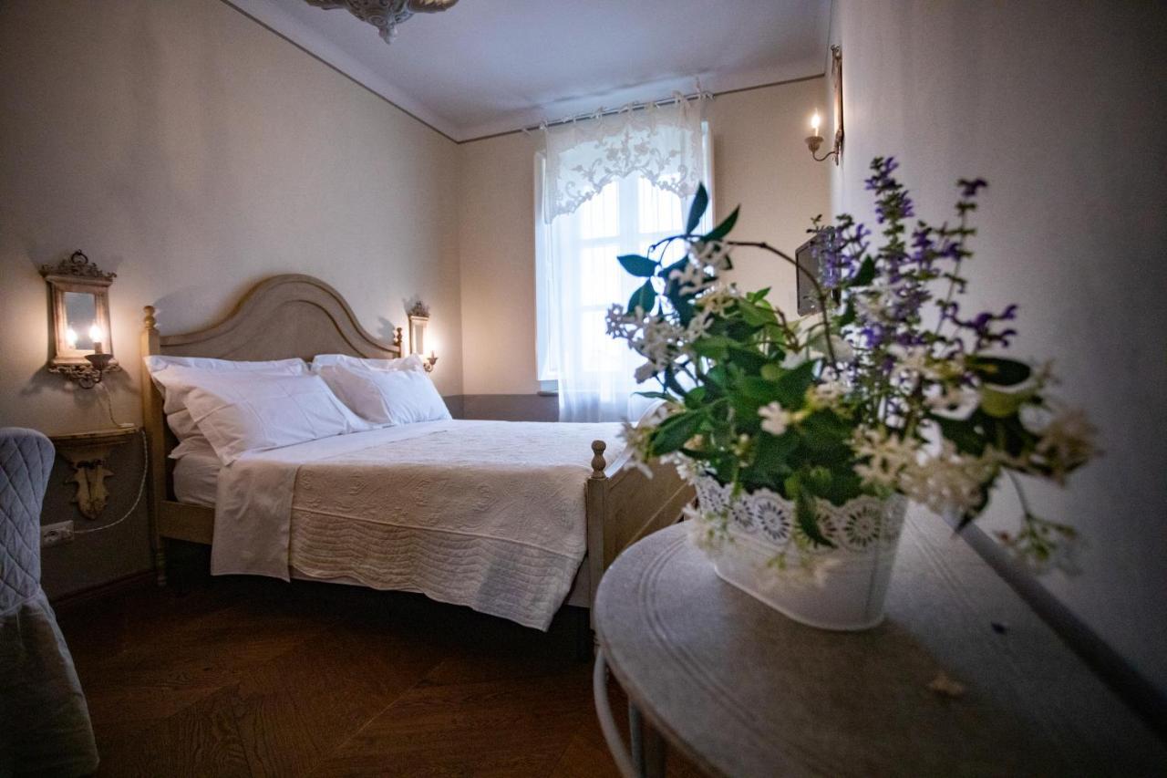 מונקאליירי B&B Villa Ricardi מראה חיצוני תמונה