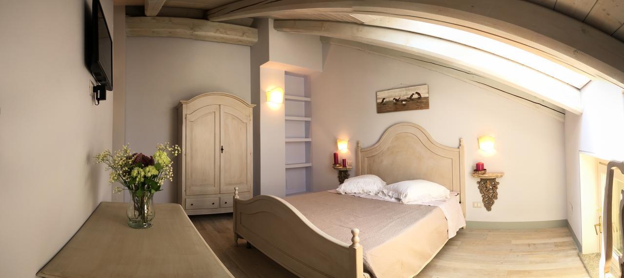 מונקאליירי B&B Villa Ricardi מראה חיצוני תמונה